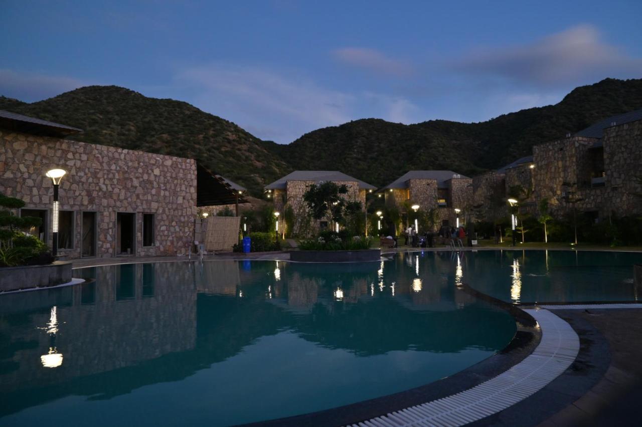 Pushkara Resort And Spa Esterno foto