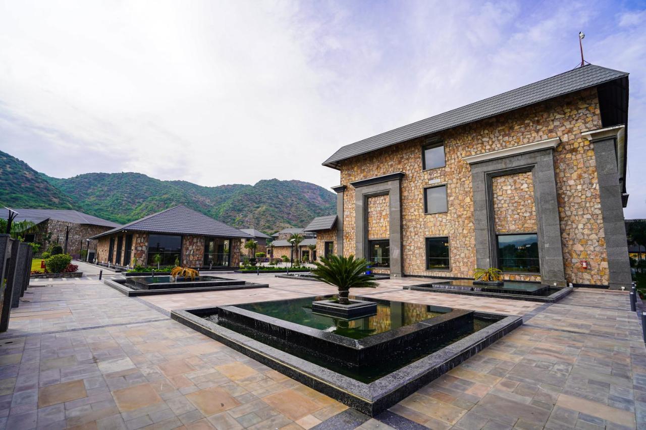 Pushkara Resort And Spa Esterno foto