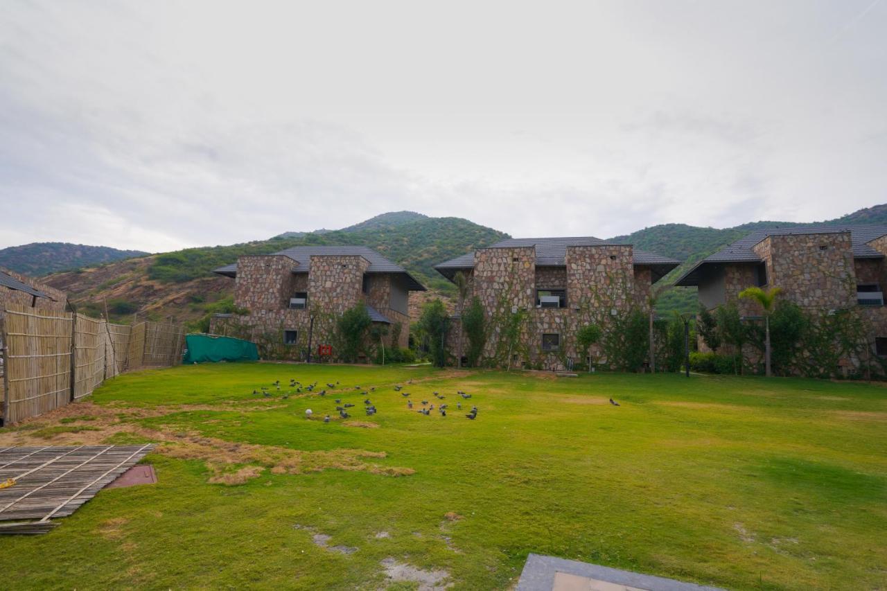 Pushkara Resort And Spa Esterno foto